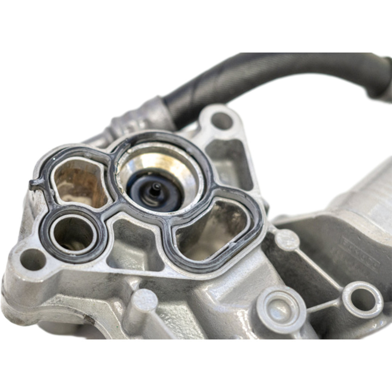 30777914 Car Engine Oil Filter Housing S60 XC60 XC90