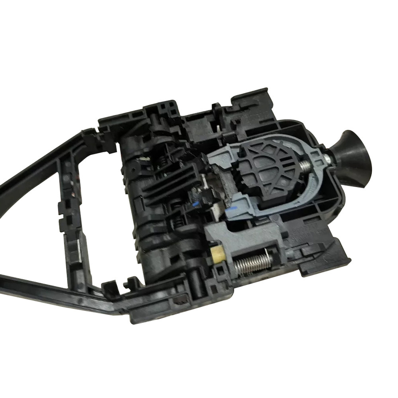 31440086 Door Lock And Door Handle Bracket For V60 Cross Country Installation