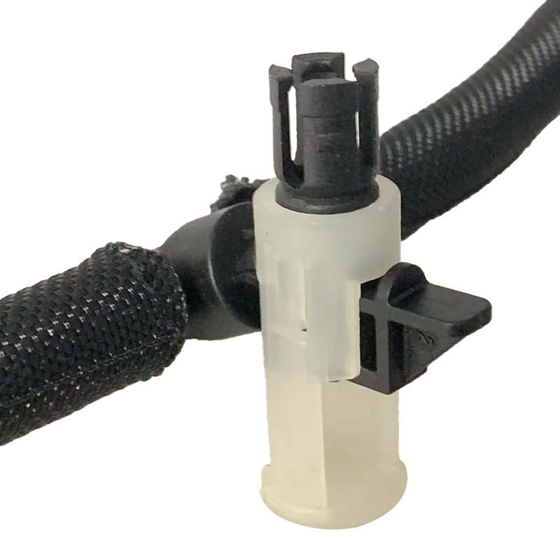 Injector Fuel Leak Off Pipe LR032107 for Land Rover Discovery LR3 LR4 Evoque